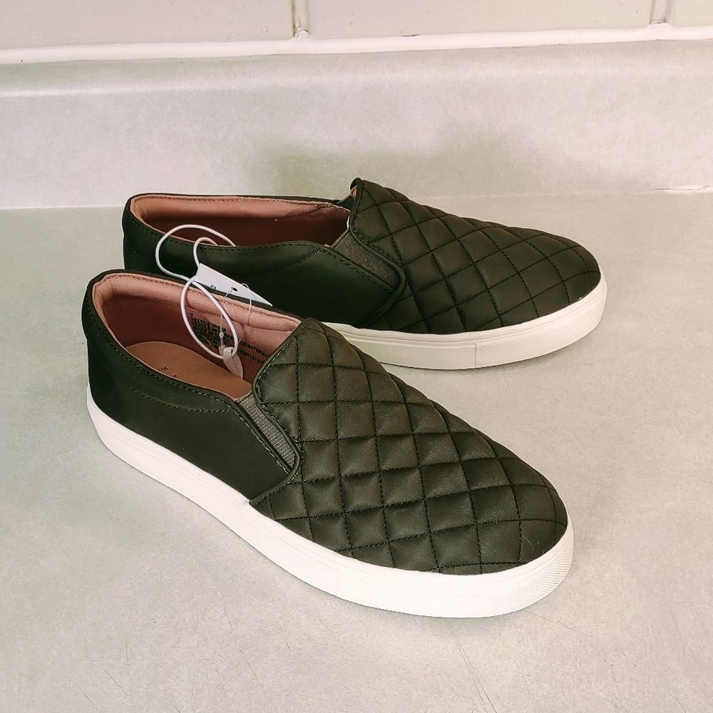 A NEW DAY RETRO STREET WEAR SNEAKERS SIZE 7 - Picture 2 of 9